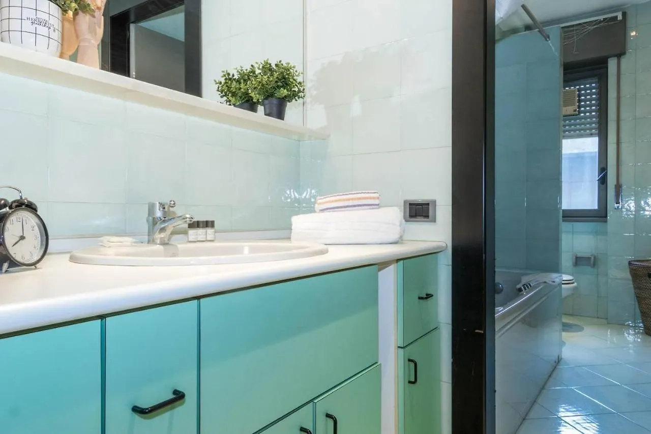 Altido Sant'Agostino Family Flat Daire Milano
